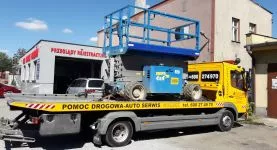 Autolaweta należąca do Sudacki Auto Serwis